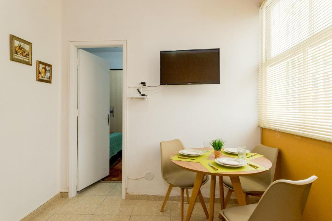 Conforto E Relax, Caminhando Para A Praia De Copacabana, Quarto E Sala, Completo, Com Wi Fi, Cozinha, Ar Condicionado 里约热内卢 外观 照片